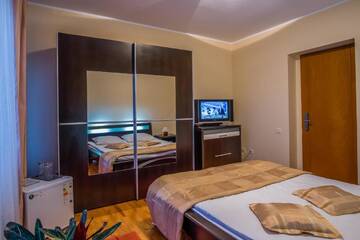 Фотографии Отель Hotel Maria г. Рэдэуци (Румыния) №3 Фото Отель Hotel Maria г. Рэдэуци 3