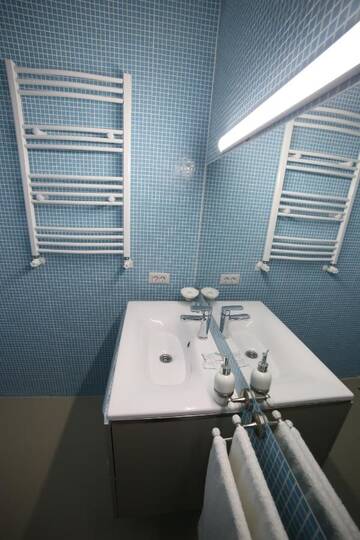 Фото номера Апартаменты Отель Fresh Accommodation г. Рэдэуци 4
