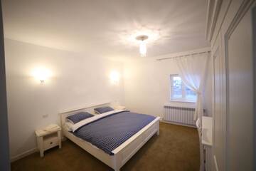 Фото номера Улучшенный номер с кроватью размера «king-size» Отель Fresh Accommodation г. Рэдэуци 5
