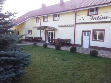 Фотографии Отель Hotel Intim г. Рэдэуци (Румыния) №1 Фото Отель Hotel Intim г. Рэдэуци 1